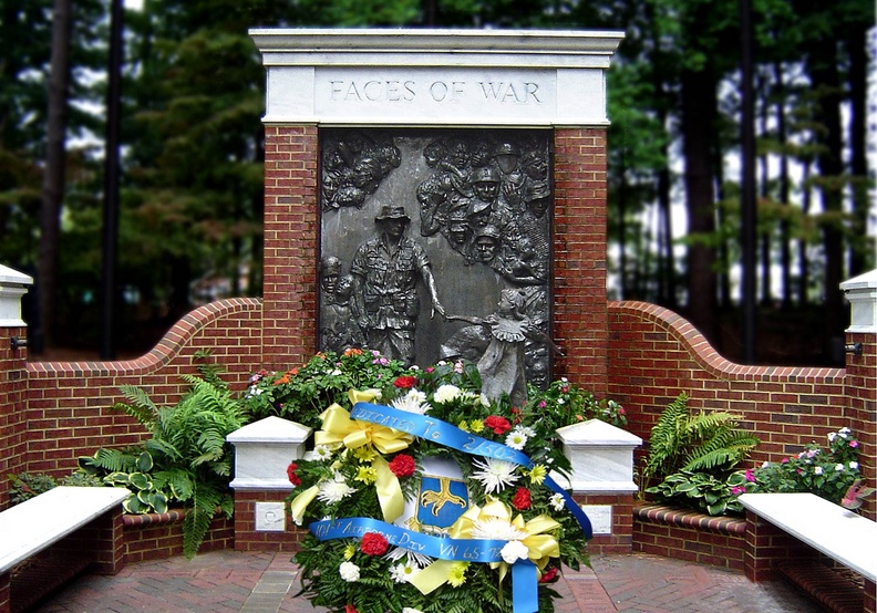 memorial_wreath.jpg