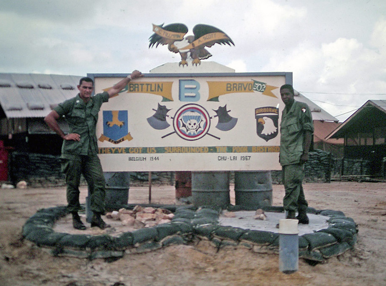 04-Cpt-Tillman-and-1st-Sgt-Scott.jpg