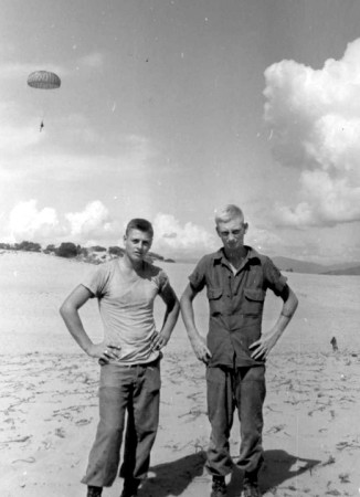 Dennis Booms, David Brinkley - HHC - 1965 (C. Kuchenbrod)